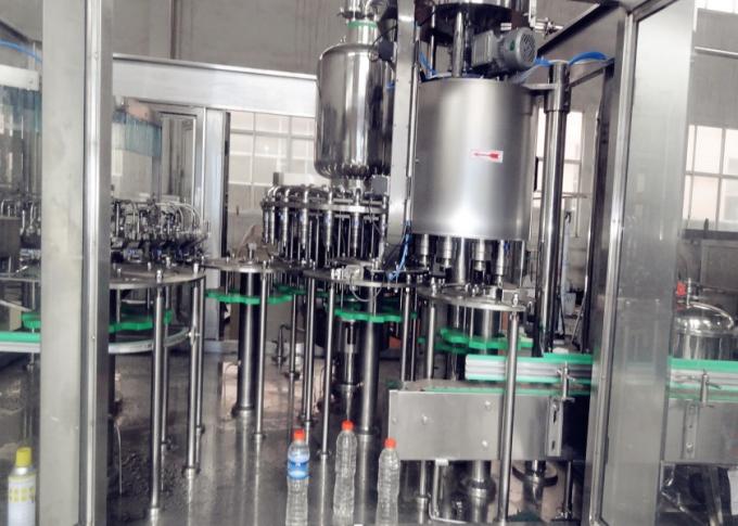 CE SGS 3000kg Juice Filling Machine , Automatic Juice Bottling Equipment 0