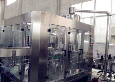 220v / 380v Auto Carbonated Drink Filling Machine SUS304 For Plastic Bottle