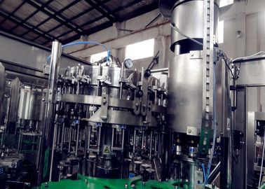 SGS Certificate Carbonated Drink Bottle Filling Machine For Glass Bottles