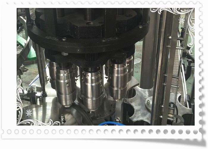 SS304 Carbonated Drink Filling Machine , Fully Automatic Soda Water Making Machine
